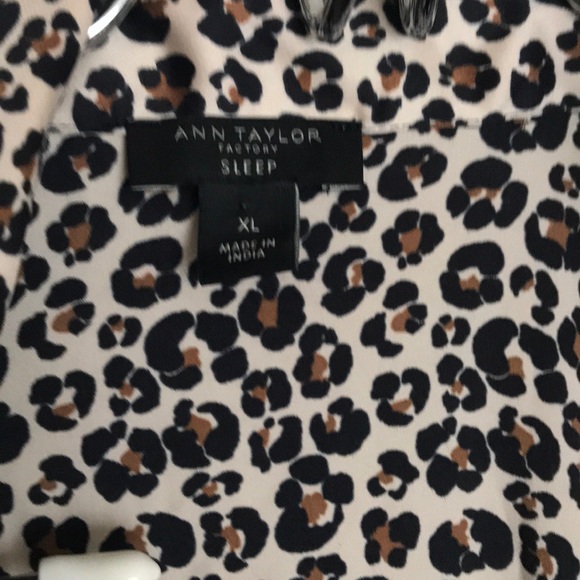 Ann Taylor • leopard cheetah pajama top pant set - Picture 6 of 8